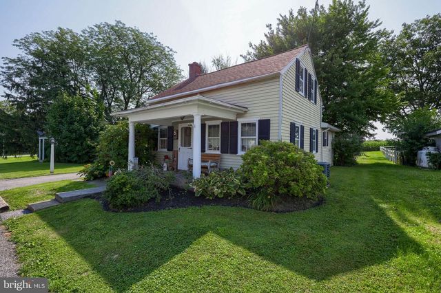 1323 CHURCH ST, Lititz, PA 17543