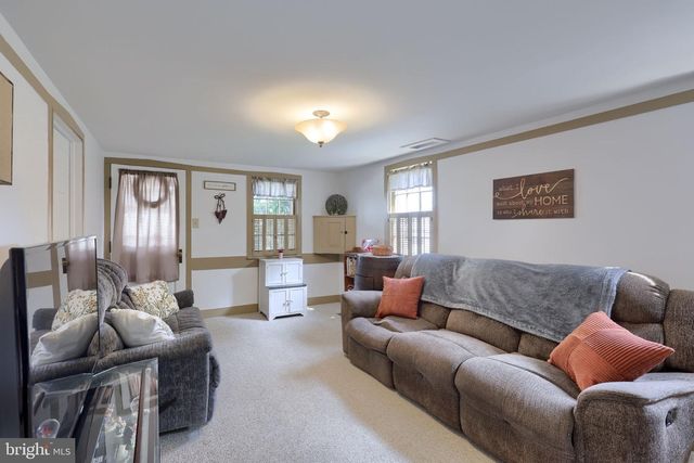 1323 CHURCH ST, Lititz, PA 17543