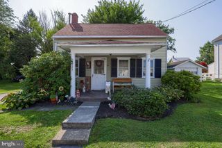 1323 CHURCH ST, Lititz, PA 17543