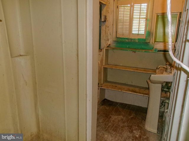 2441 TREVOSE RD, Feasterville Trevose, PA 19053