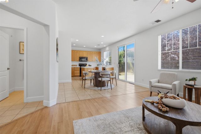 5217 Rainwood Way, Antioch, CA 94531