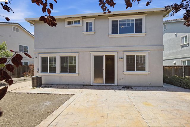 5217 Rainwood Way, Antioch, CA 94531