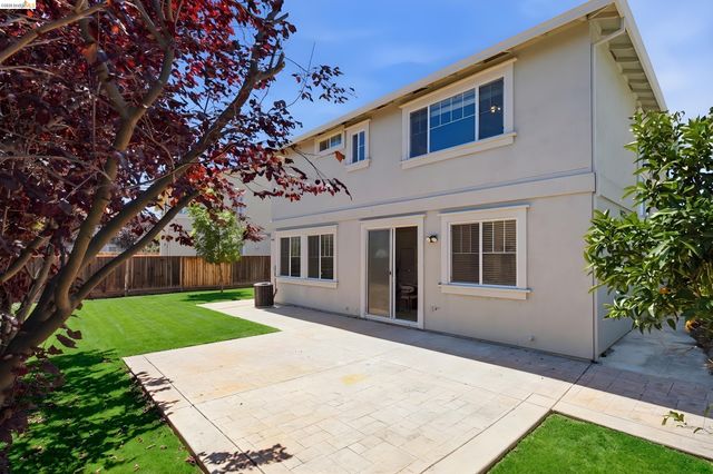 5217 Rainwood Way, Antioch, CA 94531