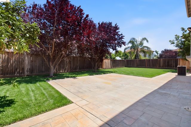 5217 Rainwood Way, Antioch, CA 94531