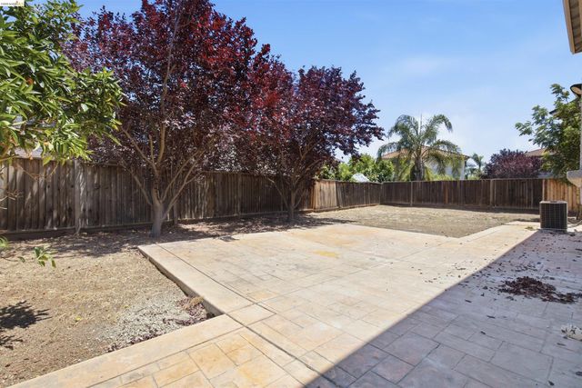 5217 Rainwood Way, Antioch, CA 94531