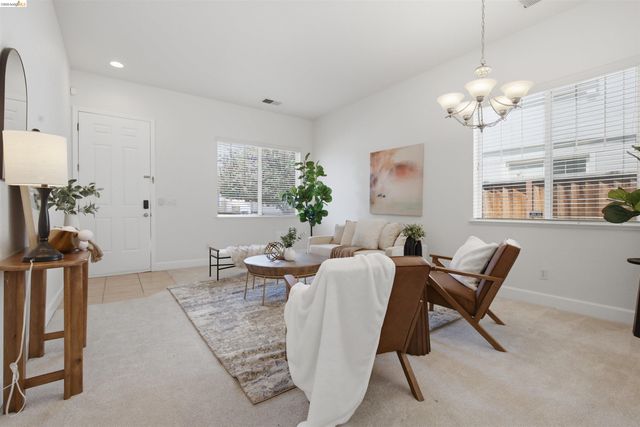 5217 Rainwood Way, Antioch, CA 94531