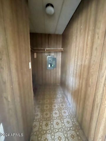 7214 S 42ND Street, Phoenix, AZ 85042