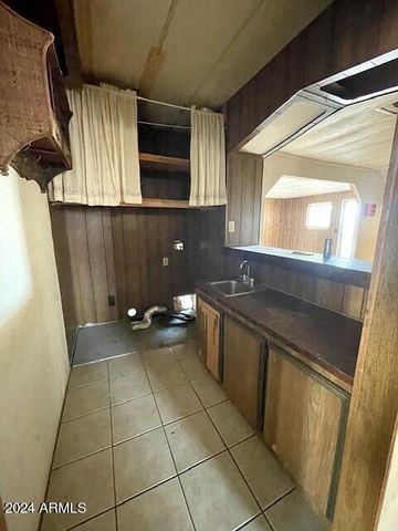 7214 S 42ND Street, Phoenix, AZ 85042