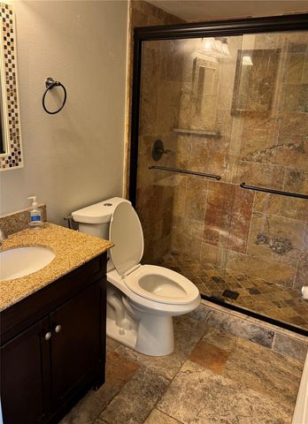 1400 PINE GLEN LANE Bldg 212 D-2, Tarpon Springs, FL 34688