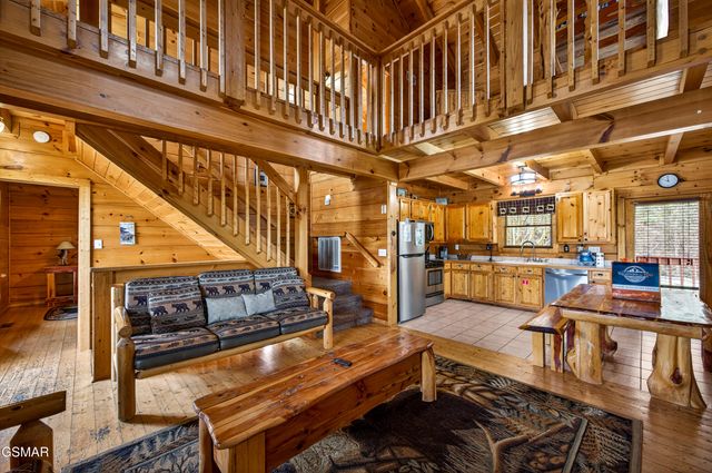 2613 Willow Heights Way, Sevierville, TN 37876