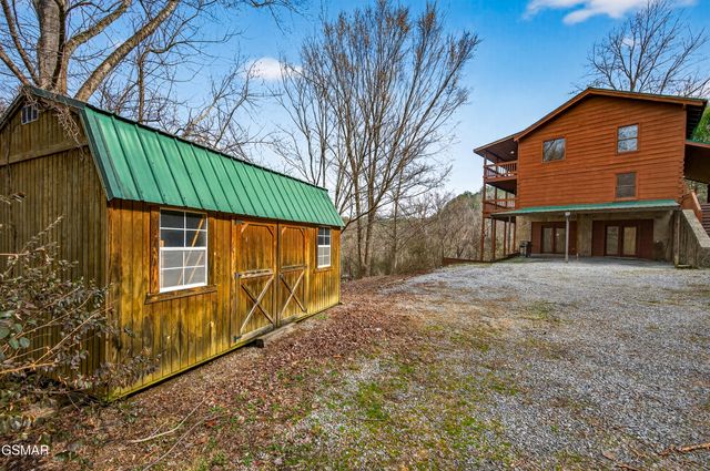 2613 Willow Heights Way, Sevierville, TN 37876