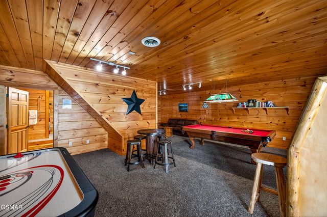 2613 Willow Heights Way, Sevierville, TN 37876