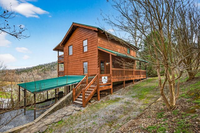 2613 Willow Heights Way, Sevierville, TN 37876