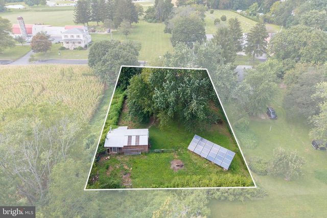 1011 STATE RD, Lincoln University, PA 19352