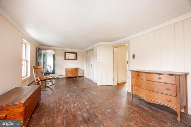 1011 STATE RD, Lincoln University, PA 19352