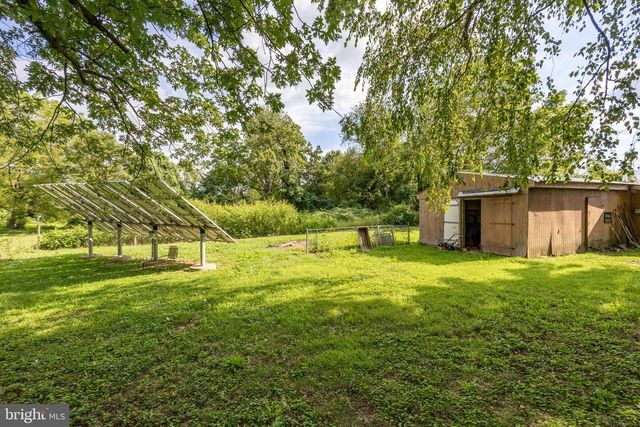 1011 STATE RD, Lincoln University, PA 19352