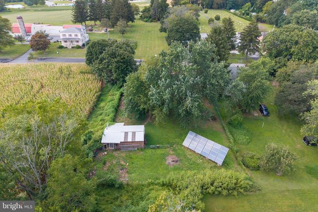 1011 STATE RD, Lincoln University, PA 19352