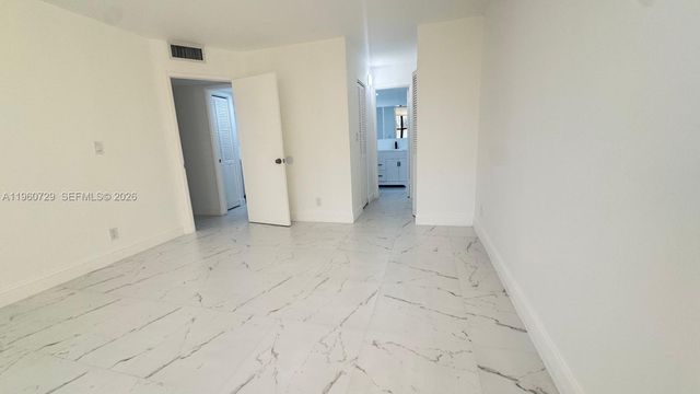 18151 NE 31st Ct 707, Aventura, FL 33160