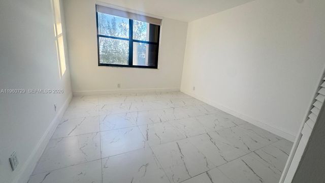 18151 NE 31st Ct 707, Aventura, FL 33160