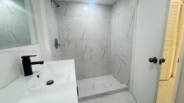 18151 NE 31st Ct 707, Aventura, FL 33160