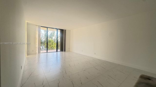 18151 NE 31st Ct 707, Aventura, FL 33160