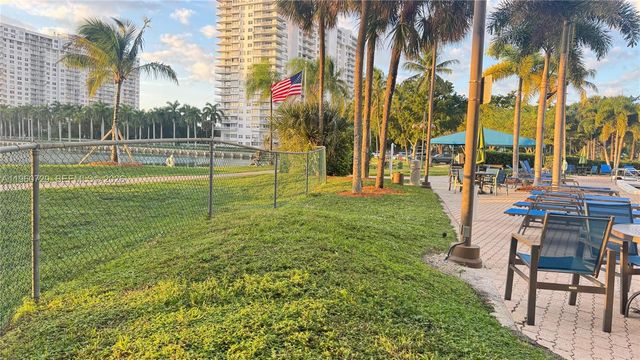 18151 NE 31st Ct 707, Aventura, FL 33160