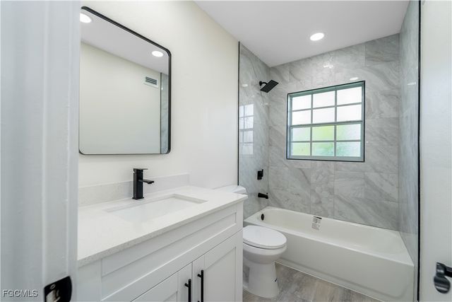 14513 Riverside DR, Fort Myers, FL 33905