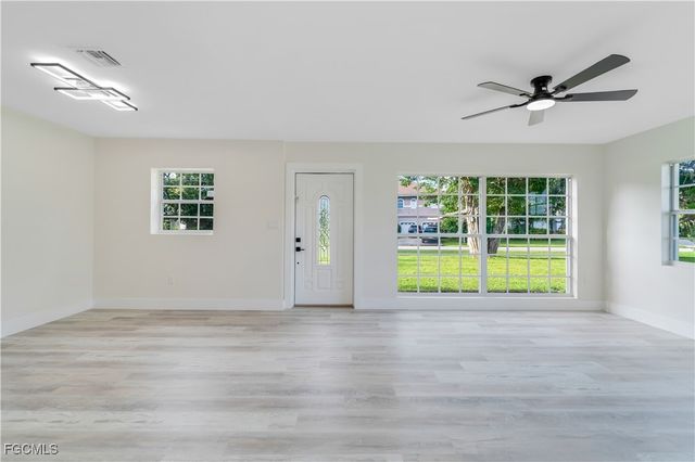 14513 Riverside DR, Fort Myers, FL 33905