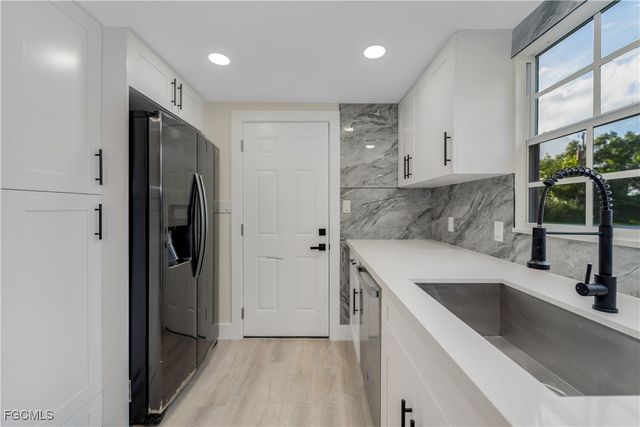 14513 Riverside DR, Fort Myers, FL 33905