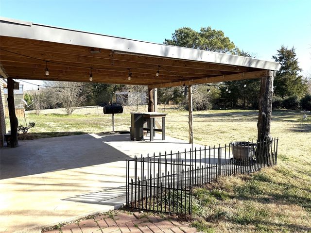 473 County Road Se 3370, Winnsboro, TX 75494