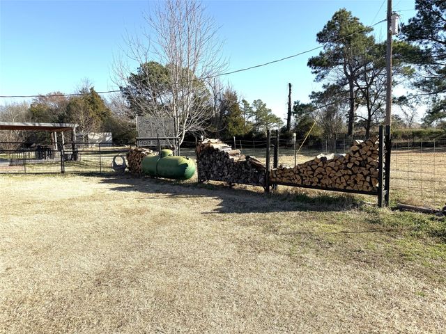 473 County Road Se 3370, Winnsboro, TX 75494