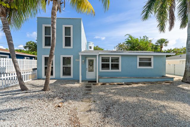 1779 Len Drive 1, North Palm Beach, FL 33408