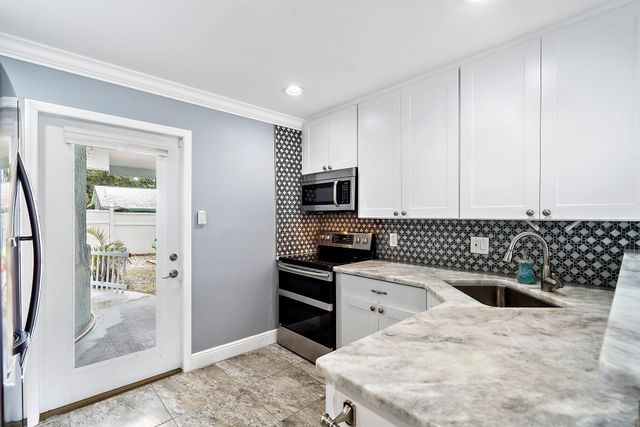 1779 Len Drive 1, North Palm Beach, FL 33408