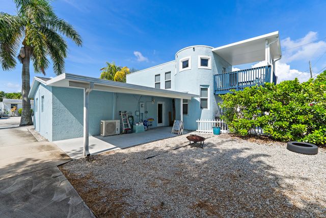 1779 Len Drive 1, North Palm Beach, FL 33408