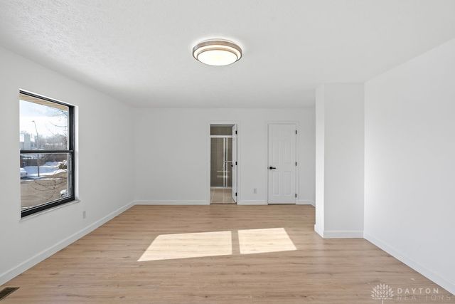 6620 Deer Bluff Drive, Dayton, OH 45424