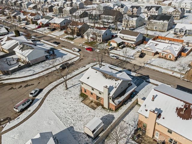 6620 Deer Bluff Drive, Dayton, OH 45424