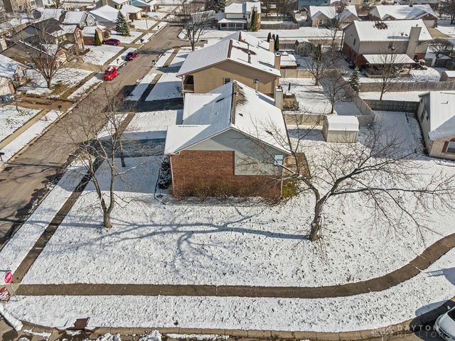 6620 Deer Bluff Drive, Dayton, OH 45424