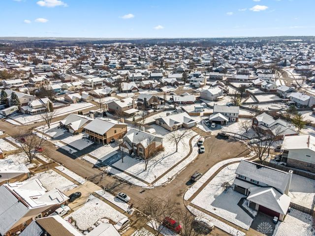 6620 Deer Bluff Drive, Dayton, OH 45424