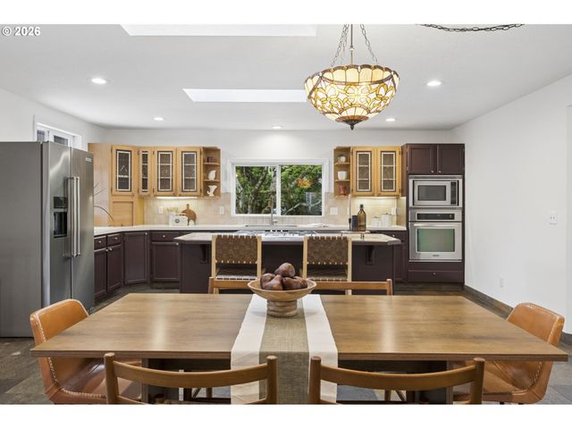 2853 Ne 77TH Pl, Portland, OR 97213