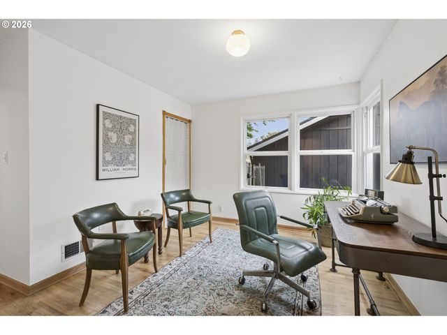 2853 Ne 77TH Pl, Portland, OR 97213