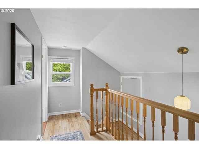 2853 Ne 77TH Pl, Portland, OR 97213