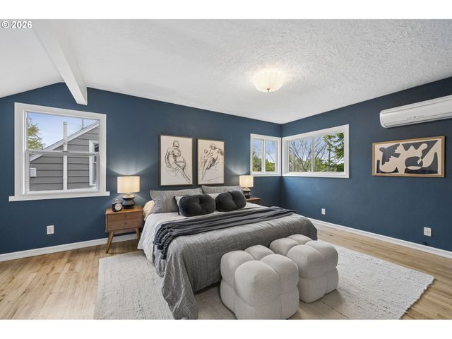 2853 Ne 77TH Pl, Portland, OR 97213