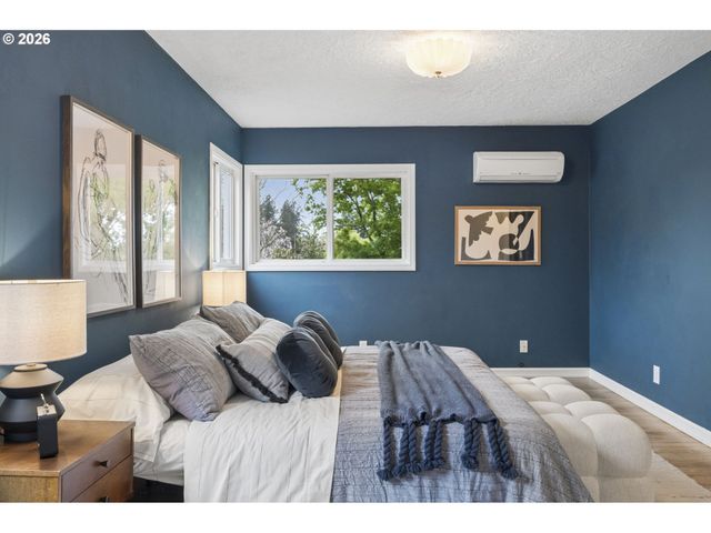 2853 Ne 77TH Pl, Portland, OR 97213