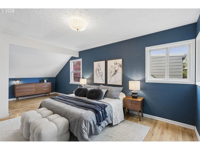 2853 Ne 77TH Pl, Portland, OR 97213