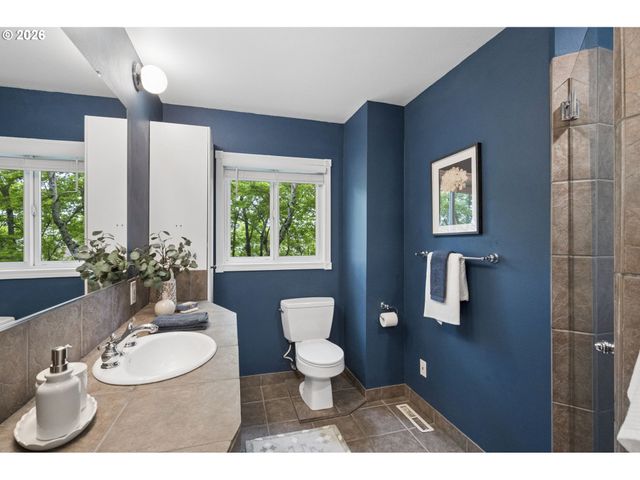 2853 Ne 77TH Pl, Portland, OR 97213