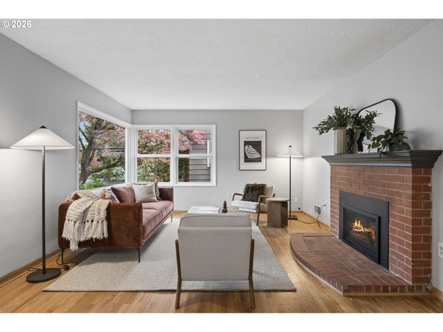 2853 Ne 77TH Pl, Portland, OR 97213