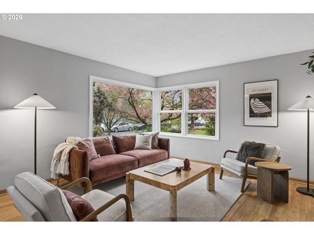 2853 Ne 77TH Pl, Portland, OR 97213