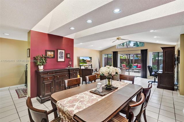 9355 NW 18th Place, Plantation, FL 33322