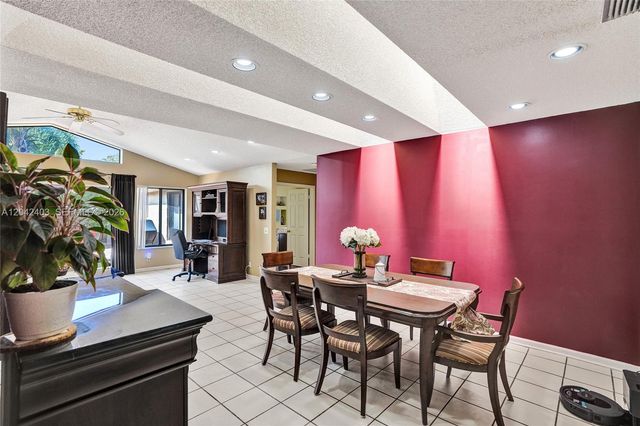 9355 NW 18th Place, Plantation, FL 33322