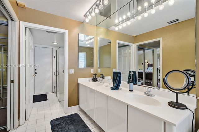 9355 NW 18th Place, Plantation, FL 33322